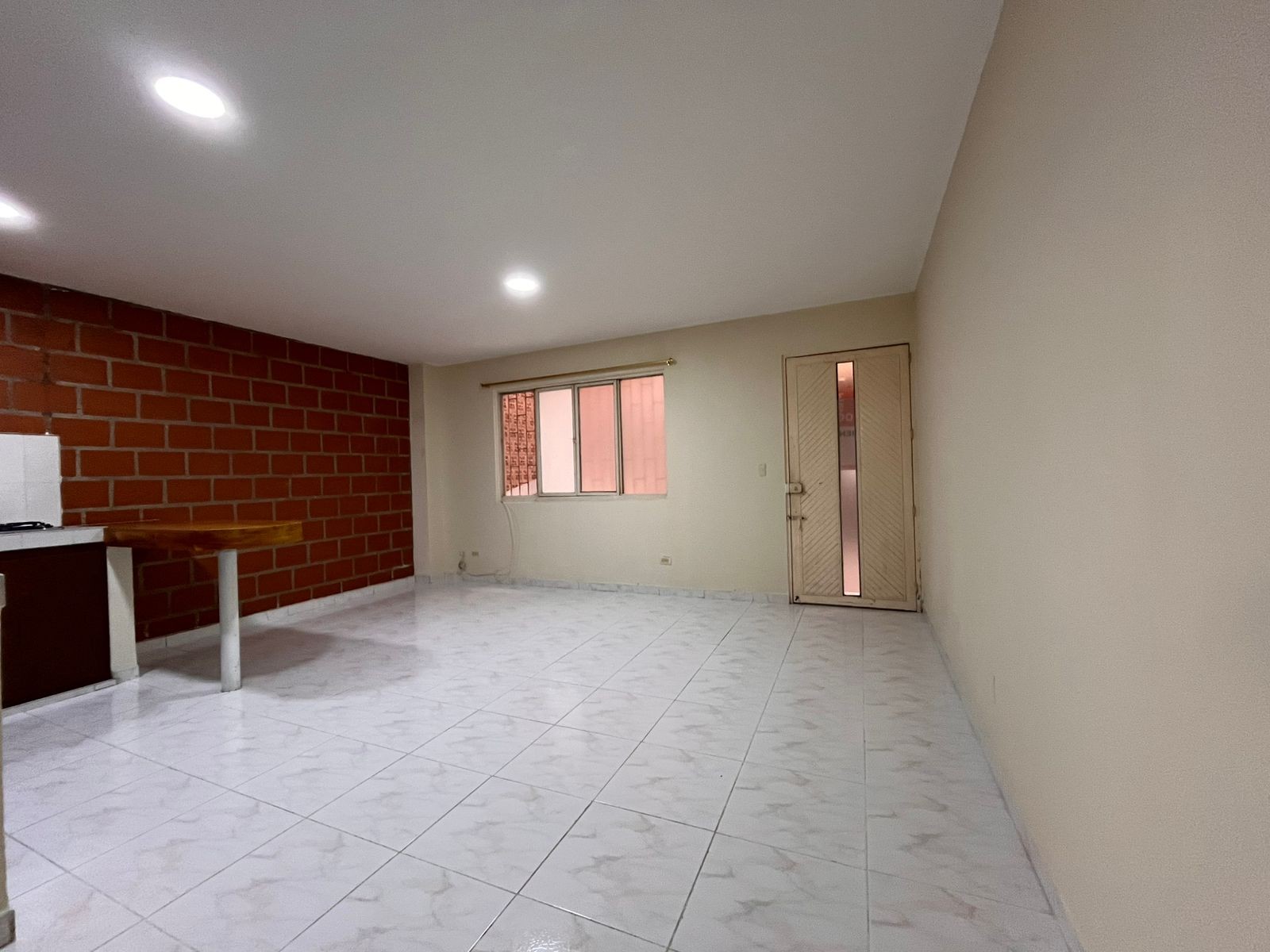 Apartaestudio en arriendo en Melendez, Cali · foto 2 de 7