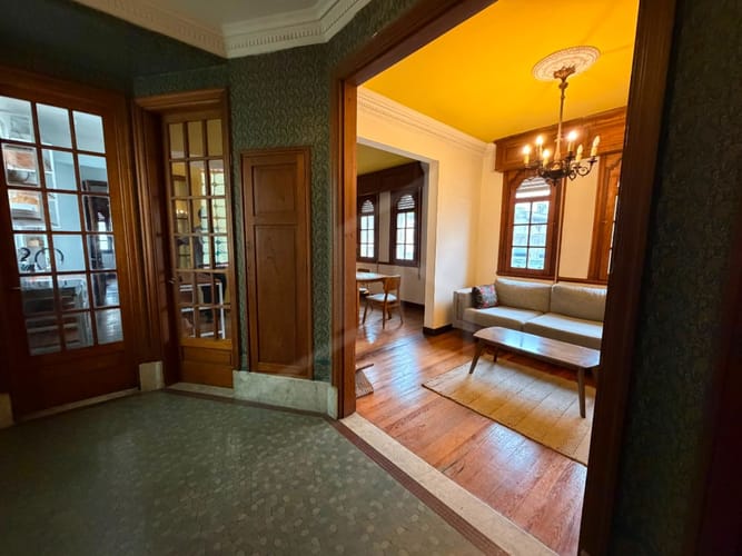 Alquiler de Apartamento con Vista al Puerto en Ciudad Vieja · Foto 2