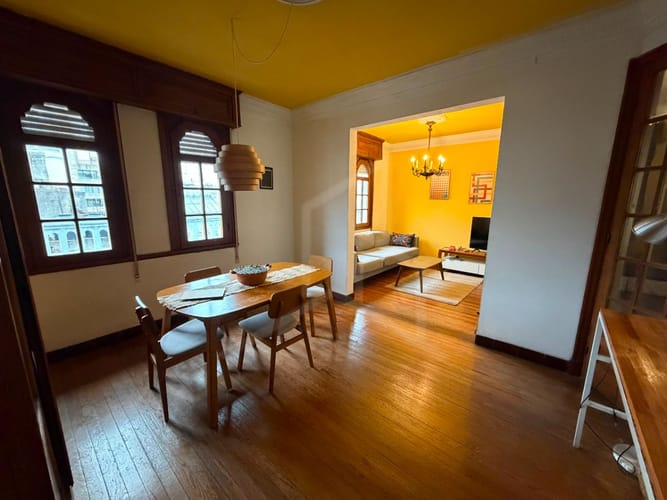 Alquiler de Apartamento con Vista al Puerto en Ciudad Vieja · Foto 3