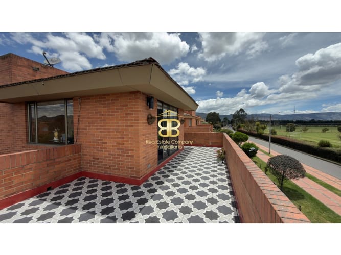Casa de 4 alcobas en venta en Camino De Arrayanes, Bogotá, 194 m² · foto 19 de 24