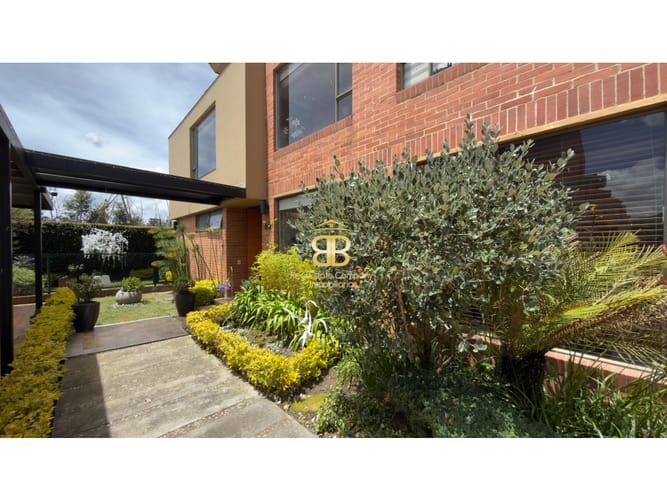 Casa de 4 alcobas en venta en Camino De Arrayanes, Bogotá, 194 m² · foto 24 de 24