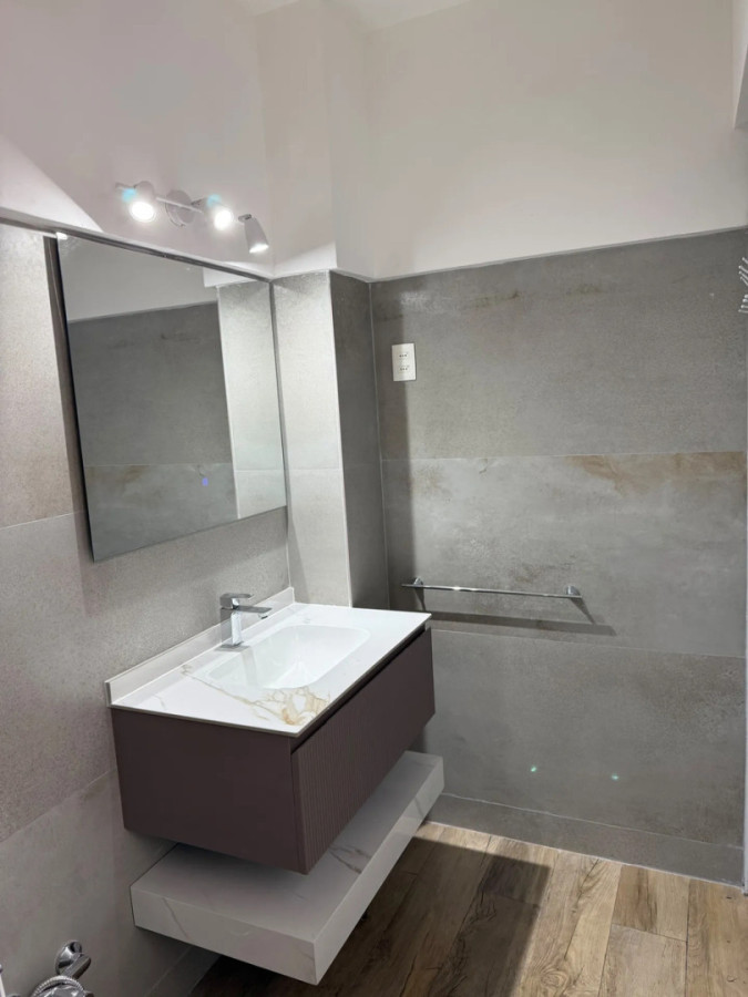 Alquiler Apartamento 2 Dormitorios Balcón Al Frente Muy Luminoso En Belvedere · Foto 11