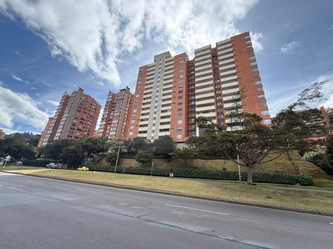 Apartamento en venta en Santa Barbara, Bogotá · foto 15 de 24