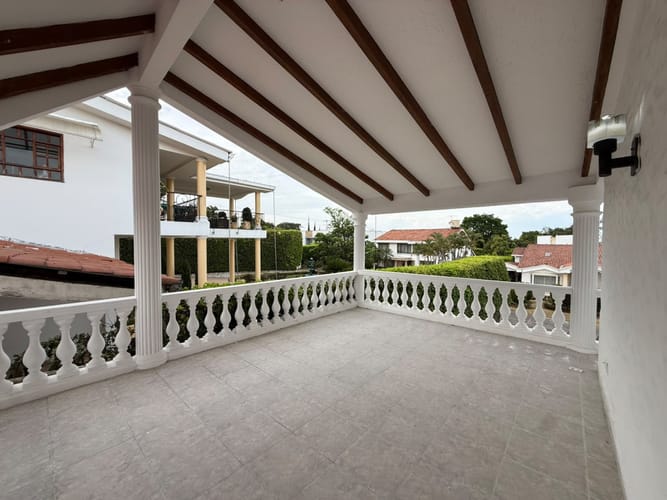 Casa de 4 alcobas en venta en Ciudad Jardin, Cali, 700 m² · foto 10 de 24