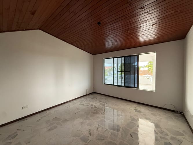 Casa de 4 alcobas en venta en Ciudad Jardin, Cali, 700 m² · foto 11 de 24