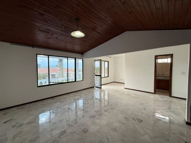 Casa de 4 alcobas en venta en Ciudad Jardin, Cali, 700 m² · foto 15 de 24