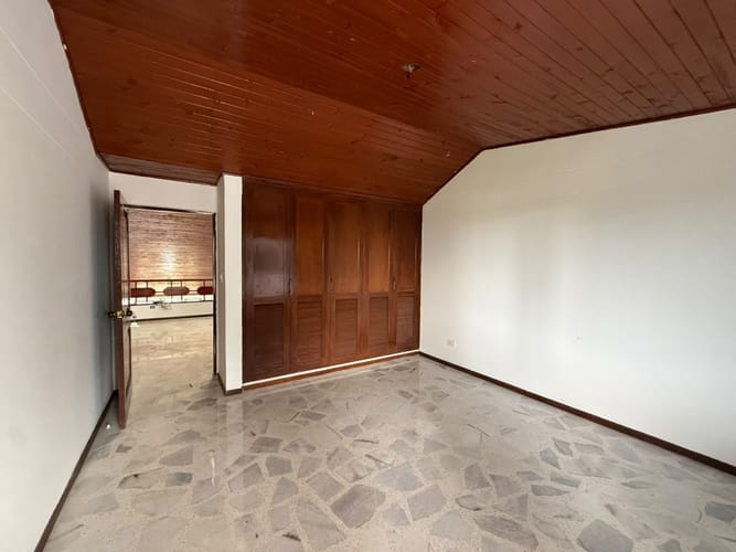 Casa de 4 alcobas en venta en Ciudad Jardin, Cali, 700 m² · foto 16 de 24