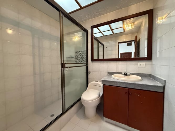 Casa de 4 alcobas en venta en Ciudad Jardin, Cali, 700 m² · foto 20 de 24