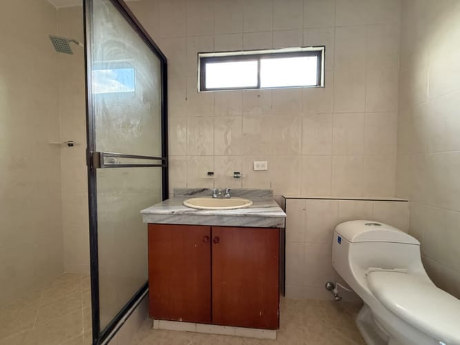 Casa de 4 alcobas en venta en Ciudad Jardin, Cali, 700 m² · foto 22 de 24