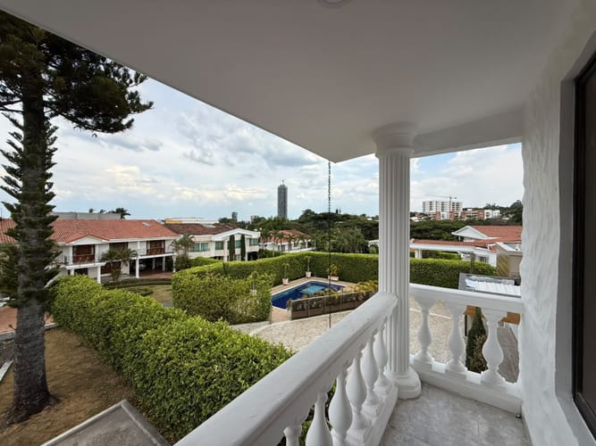 Casa de 4 alcobas en venta en Ciudad Jardin, Cali, 700 m² · foto 24 de 24