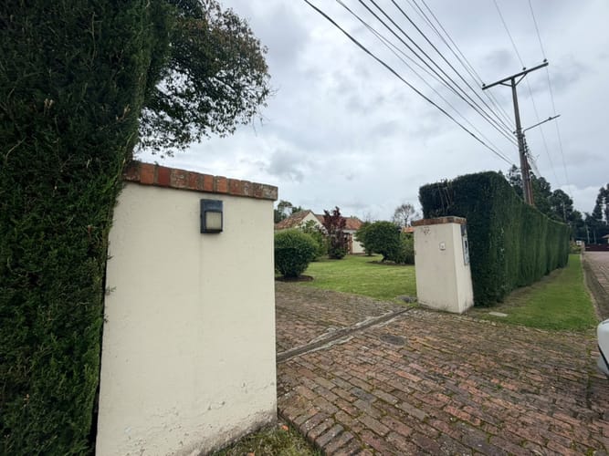 Casa de 4 alcobas en venta en Santa Rita, Chía, 460 m² · foto 2 de 24