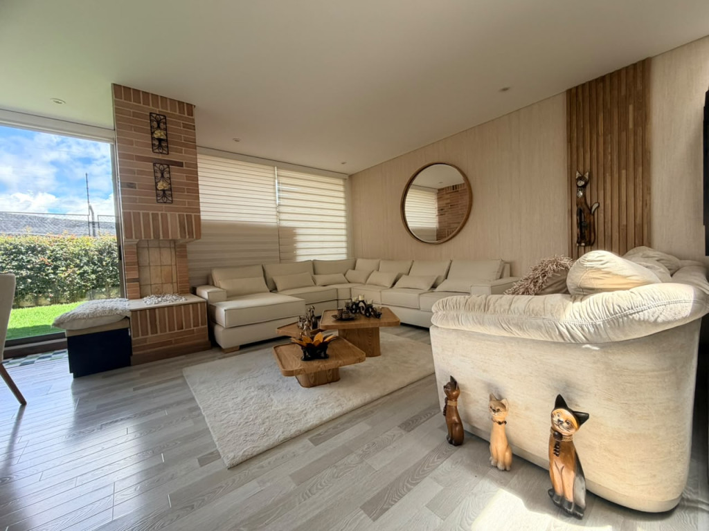 Casa en venta en Centro, Cajicá · foto 7 de 14