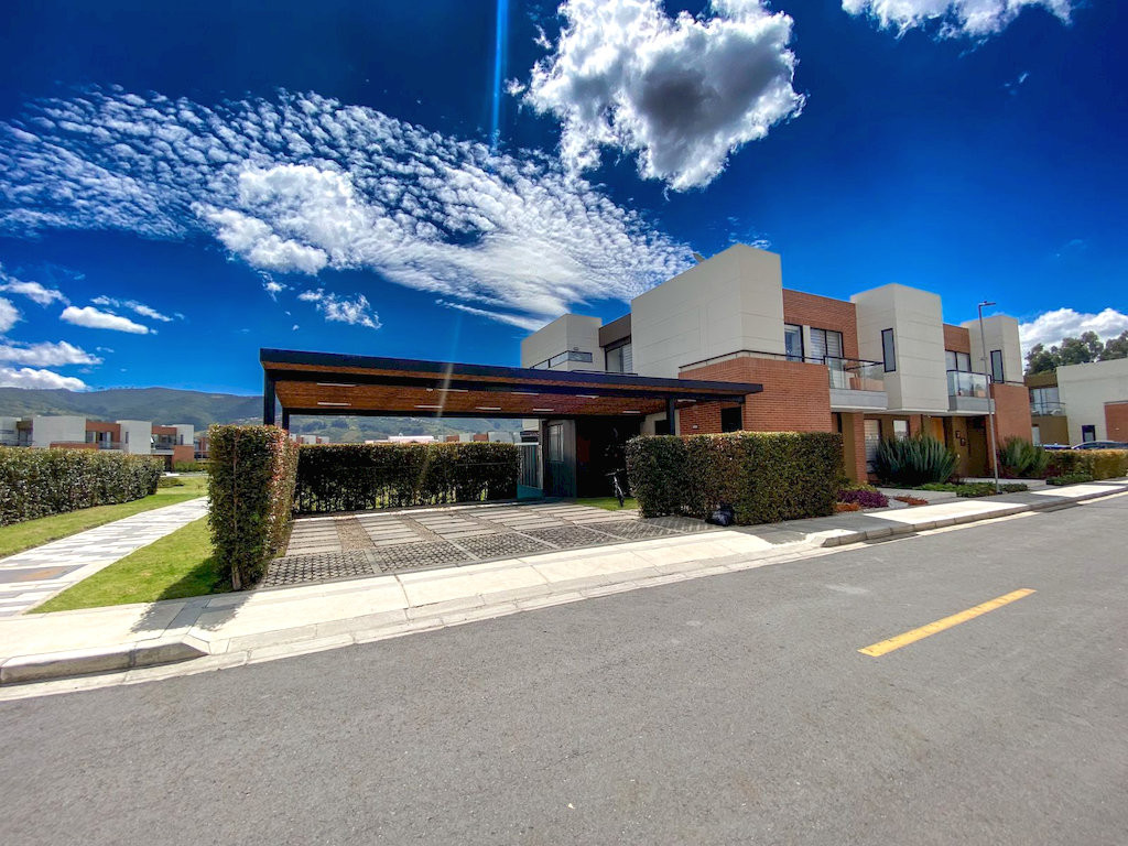 Casa en venta en Calahorra, Cajicá · foto 2 de 22