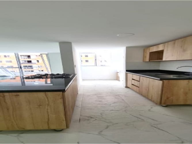Apartamento de 3 alcobas en venta en San Jose, Sabaneta, 56 m² · foto 16 de 18
