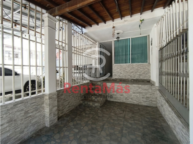 Casa de 3 alcobas en venta en Quinta Oriental, Cúcuta, 112 m² · foto 4 de 14