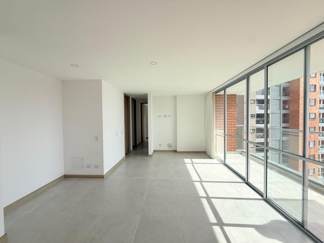 Apartamento de 3 alcobas en venta en El Porvenir, Rionegro, 76 m² · foto 4 de 15