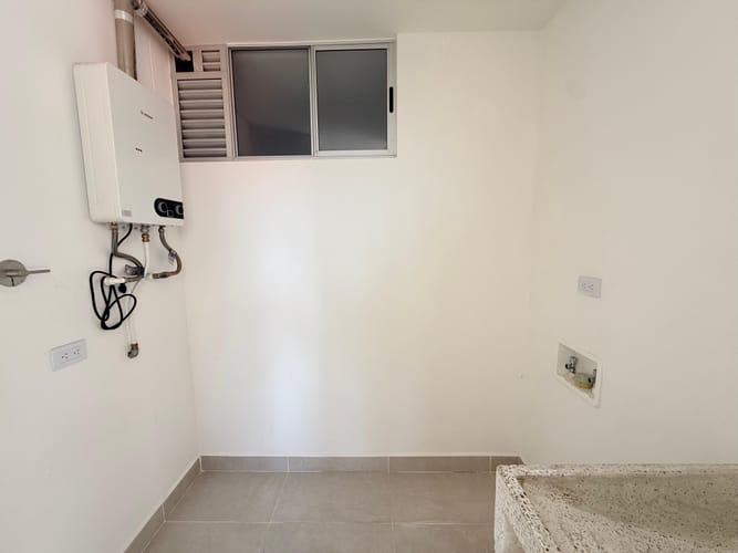 Apartamento de 3 alcobas en venta en El Porvenir, Rionegro, 76 m² · foto 5 de 15
