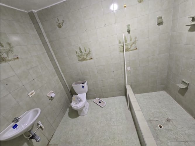 Casa de 3 alcobas en venta en Belén Las Violetas, Medellín, 85 m² · foto 5 de 10
