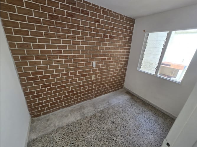 Casa de 3 alcobas en venta en Belén Las Violetas, Medellín, 85 m² · foto 7 de 10