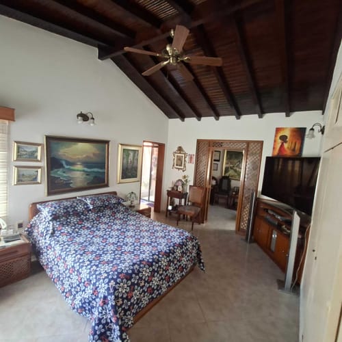 Casa de 5 alcobas en venta en Lagos Del Cacique, Bucaramanga, 640 m² · foto 16 de 21
