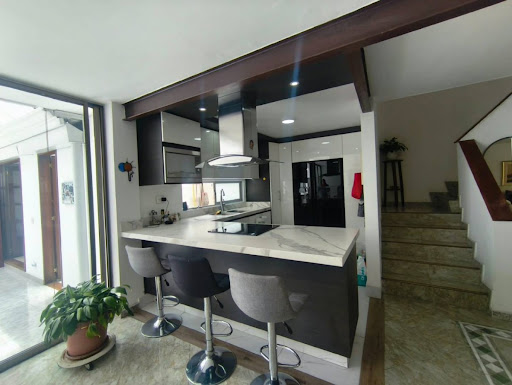Casa en venta en Quirinal, Bogotá · foto 4 de 23