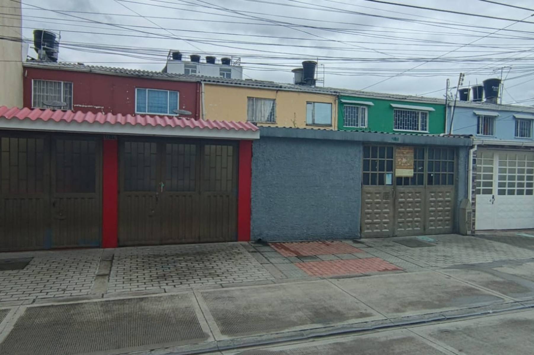 Casa en venta en Engativá, Bogotá · foto 2 de 17