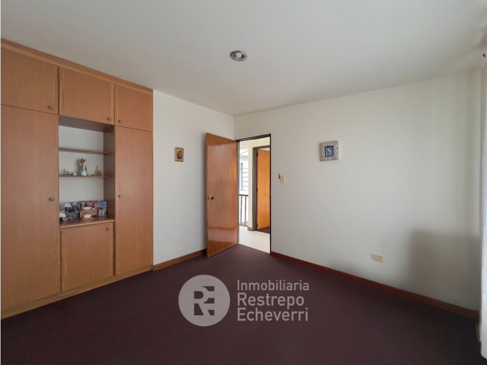 Casa en venta en Chipre, Manizales · foto 11 de 23