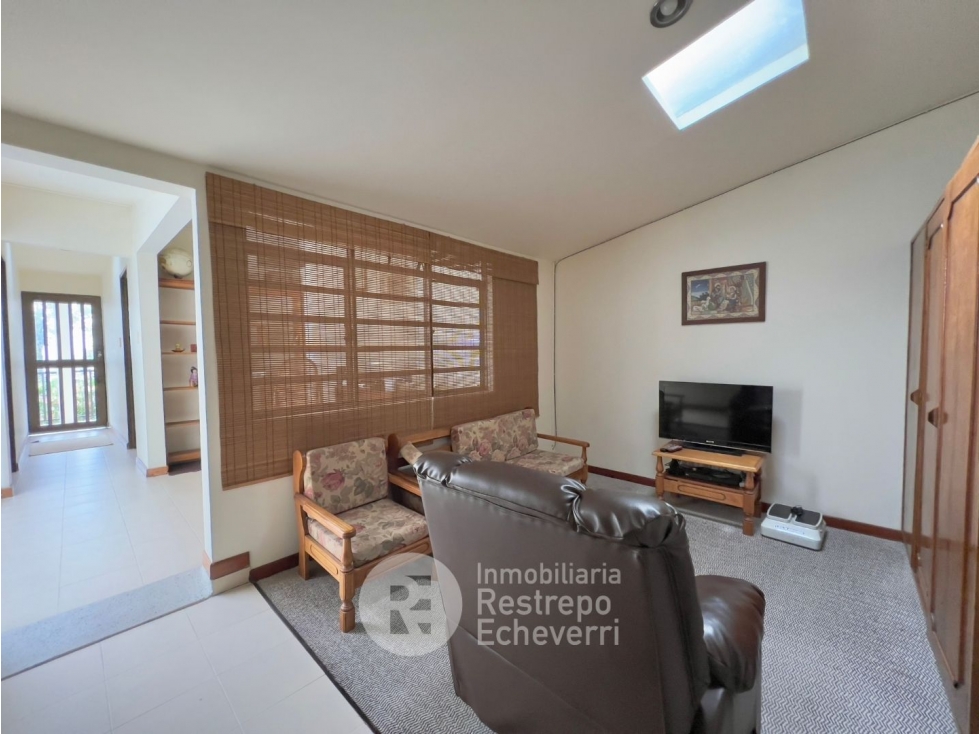 Casa en venta en Chipre, Manizales · foto 14 de 23