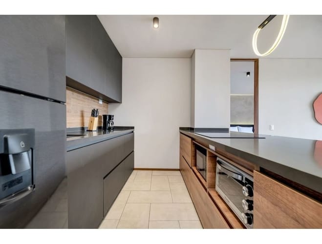 Apartamento de 2 alcobas en venta en Vía Las Palmas, Envigado, 197 m² · foto 8 de 20