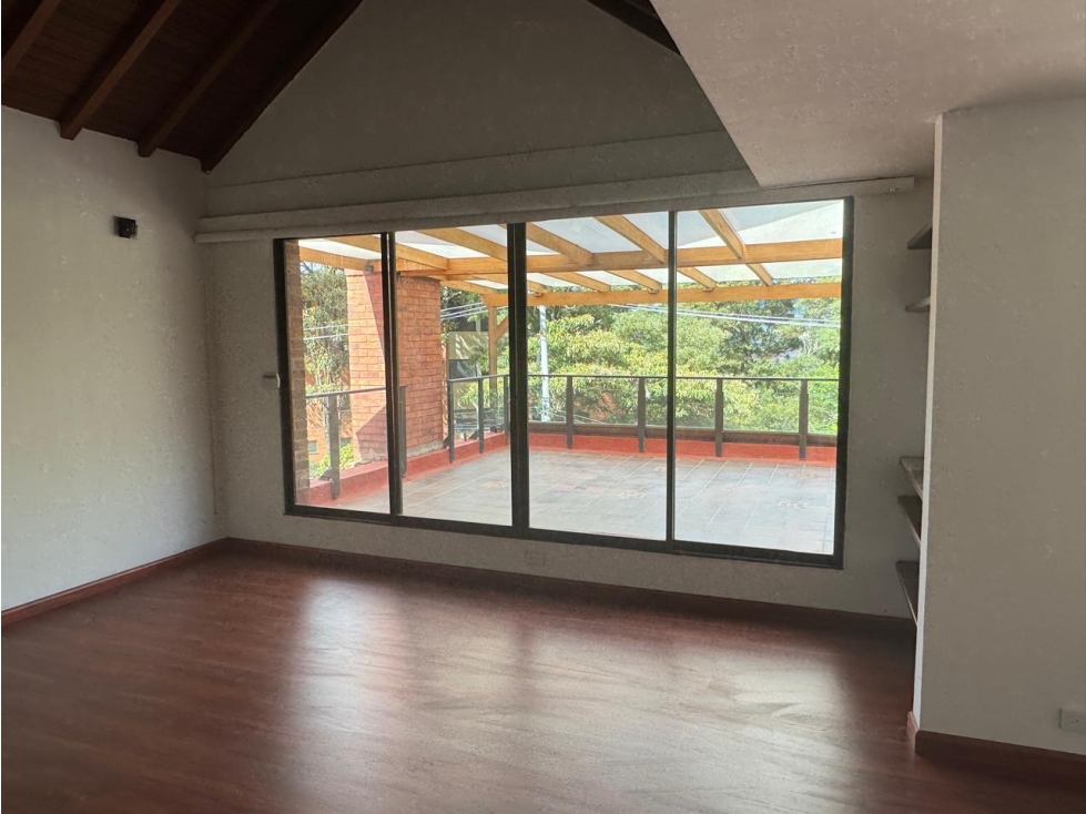 Casa en venta en Cerros De Suba, Bogotá · foto 4 de 24