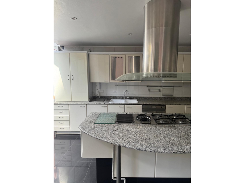Casa en venta en Cerros De Suba, Bogotá · foto 7 de 24