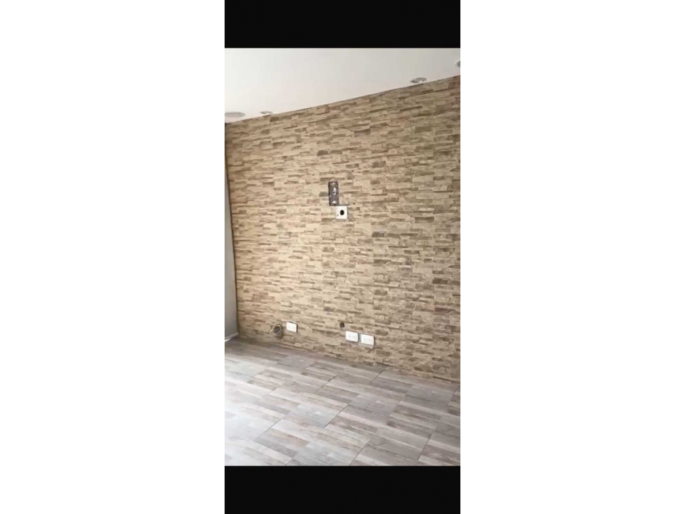 Apartamento en venta en Loma De Los Bernal, Medellín · foto 10 de 20