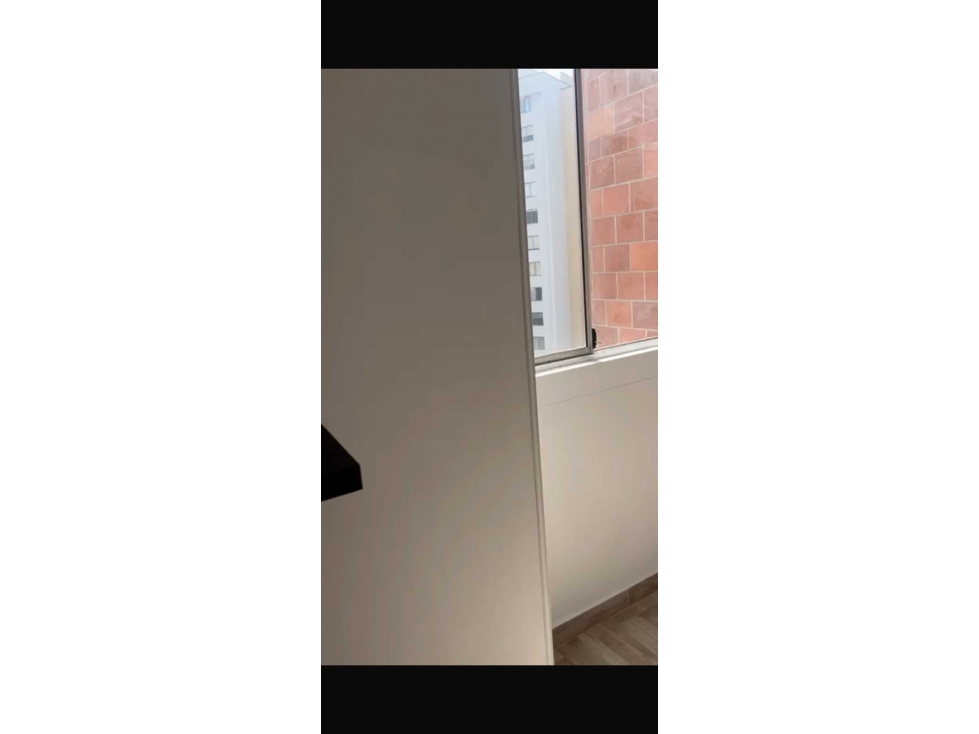 Apartamento en venta en Loma De Los Bernal, Medellín · foto 17 de 20