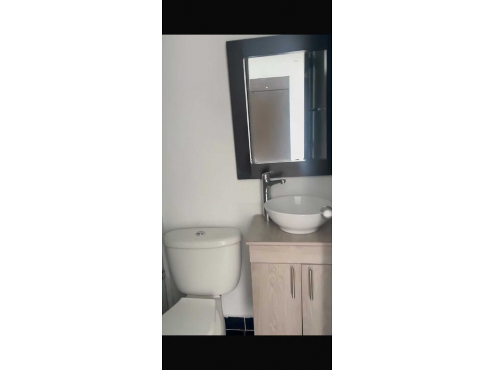 Apartamento en venta en Loma De Los Bernal, Medellín · foto 20 de 20