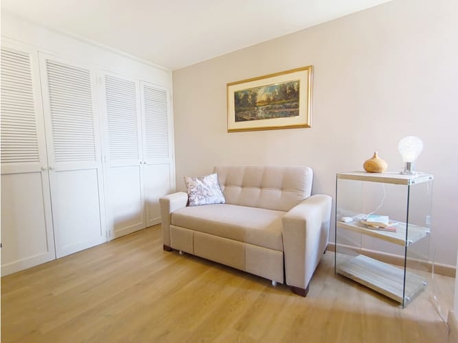 Apartamento de 2 alcobas en venta en El Poblado, Medellín, 69 m² · foto 15 de 18