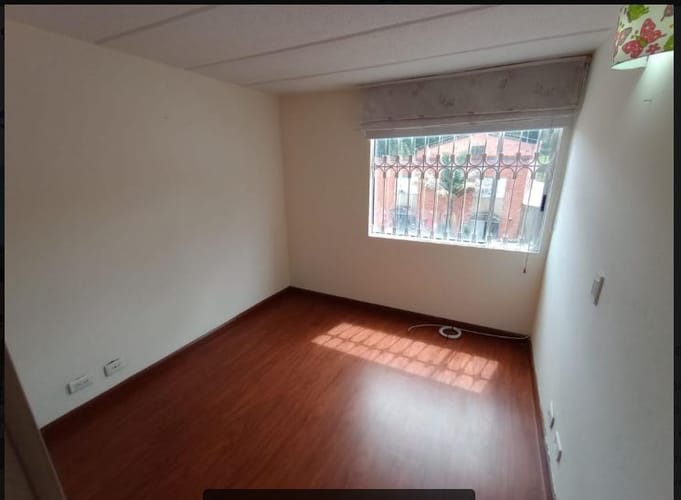 Apartamento de 3 alcobas en venta en El Salitre, Bogotá, 49 m² · foto 12 de 21