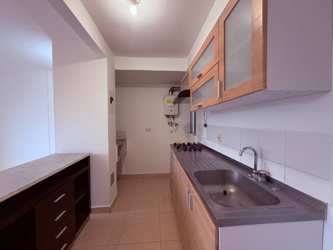 Apartamento de 2 alcobas en venta en Valle Del Lili, Cali, 72 m² · foto 2 de 15