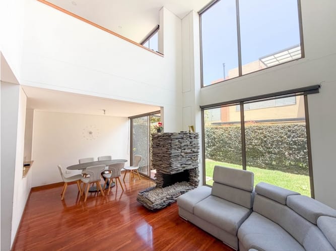 Casa de 3 alcobas en venta en Conejera, Bogotá, 150 m² · foto 3 de 24