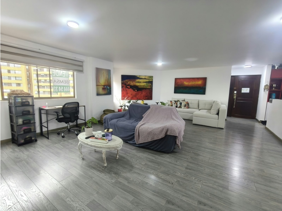 Apartamento en venta en Castropol, Medellín · foto 3 de 24