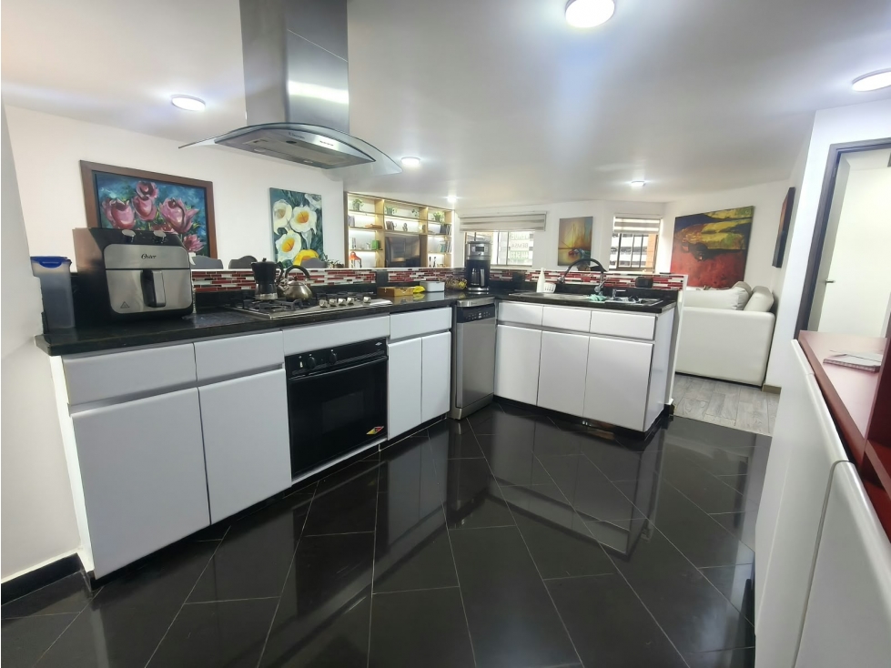 Apartamento en venta en Castropol, Medellín · foto 7 de 24
