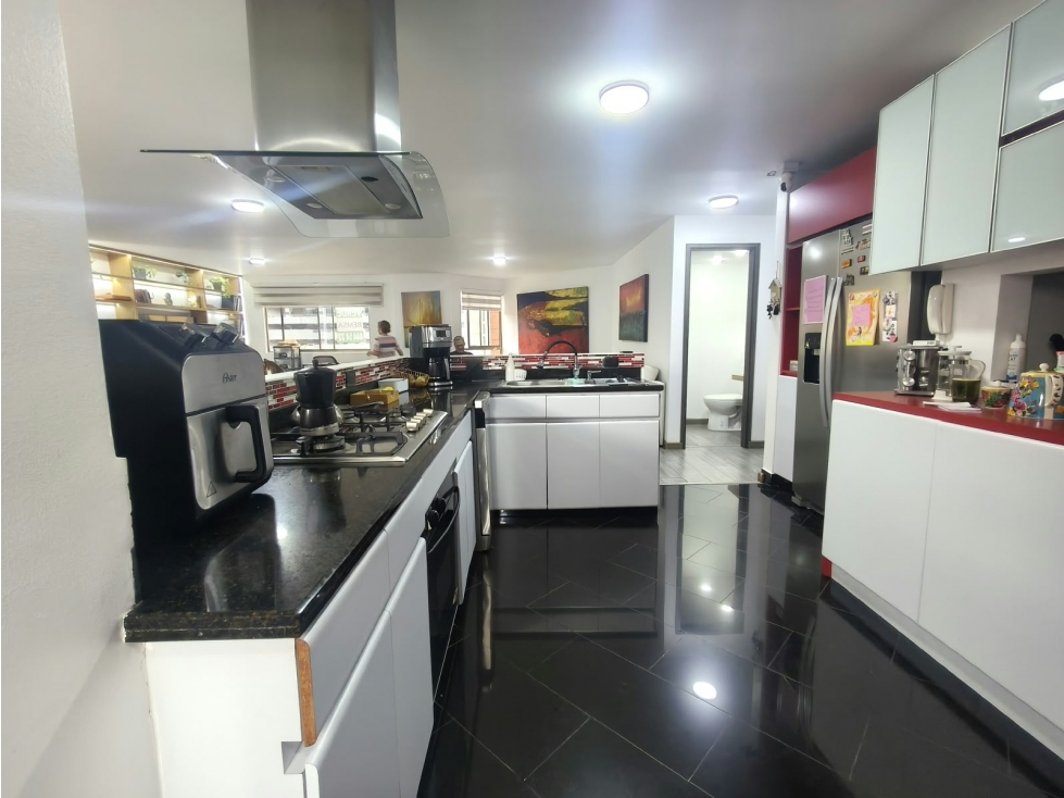 Apartamento en venta en Castropol, Medellín · foto 9 de 24