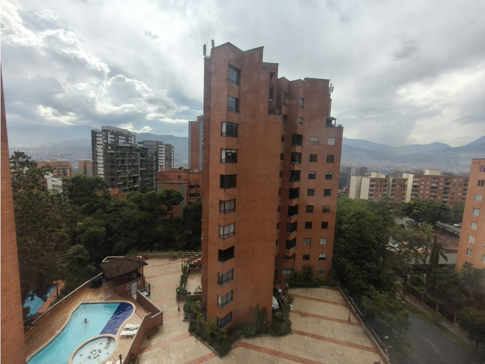 Apartamento en venta en Castropol, Medellín · foto 15 de 24