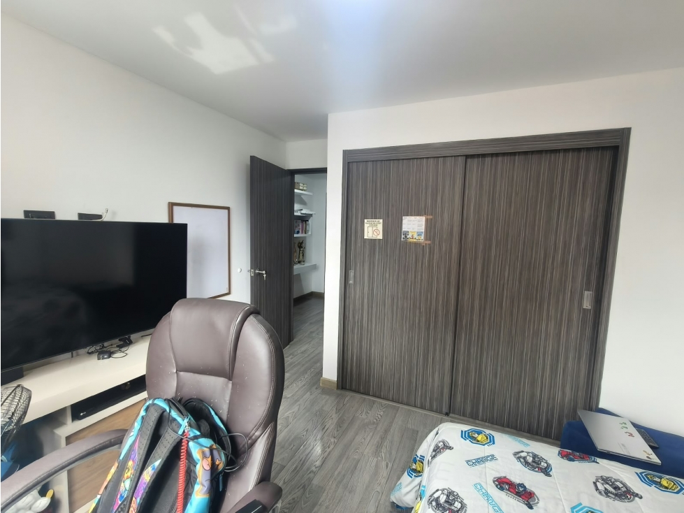 Apartamento en venta en Castropol, Medellín · foto 16 de 24
