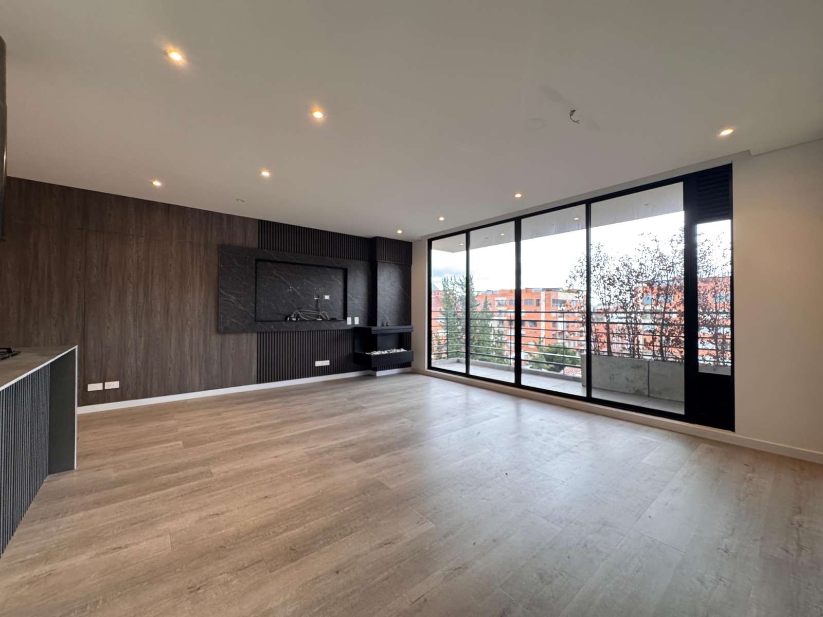 Apartamento en venta en Chicó Alto, Bogotá · foto 2 de 16