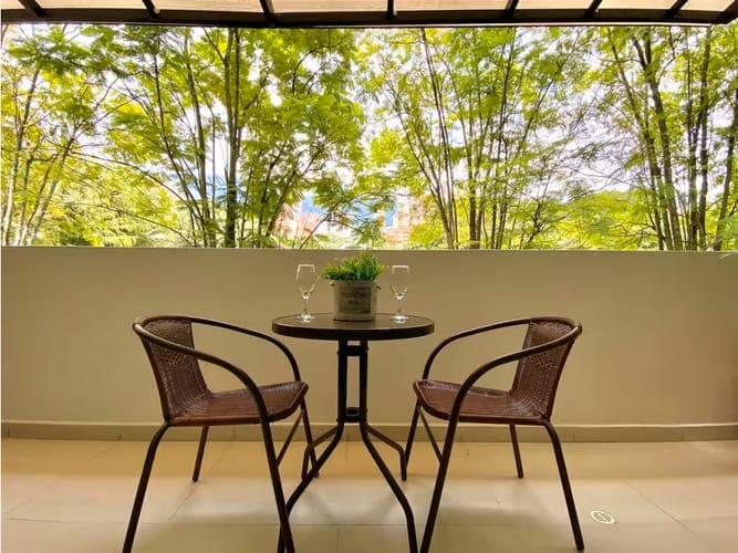 Apartaestudio en venta en La Candelaria, Medellín, 60 m² · foto 12 de 20