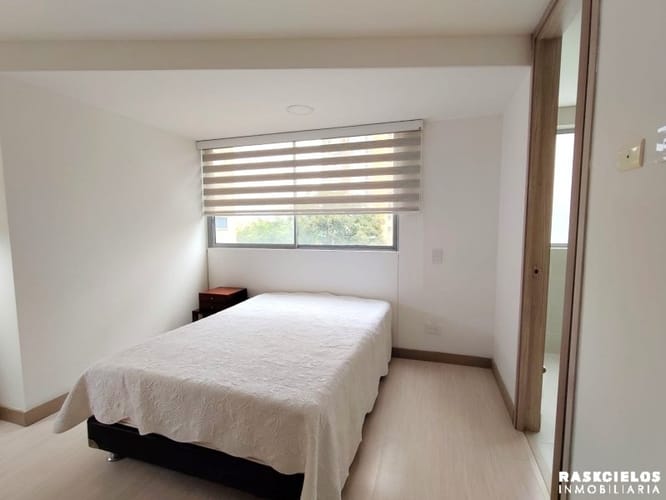 Apartamento de 2 alcobas en arriendo en Altos Del Poblado, Medellín, 111 m² · foto 13 de 14