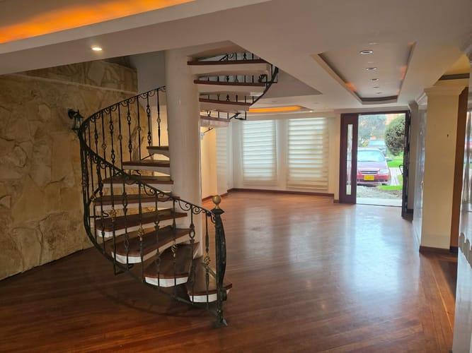 Casa de 4 alcobas en venta en Fredonia, Chía, 240 m² · foto 3 de 20