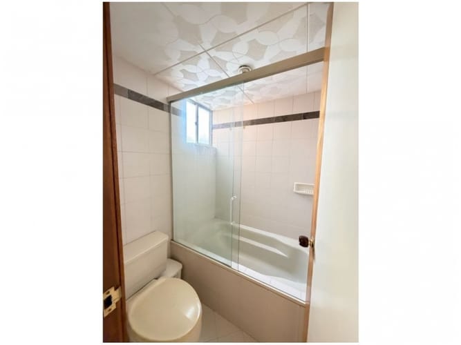 Apartamento de 2 alcobas en venta en Astorga, Medellín, 105 m² · foto 9 de 10