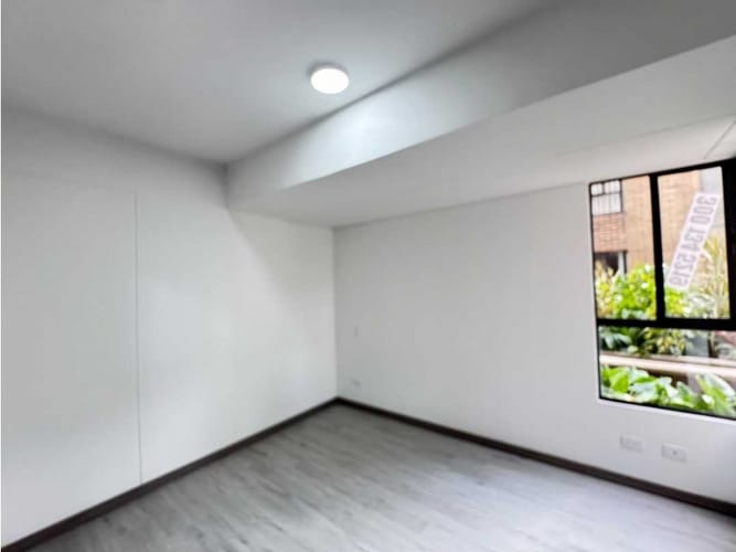 Apartamento en venta en El Poblado, Medellín · foto 8 de 10