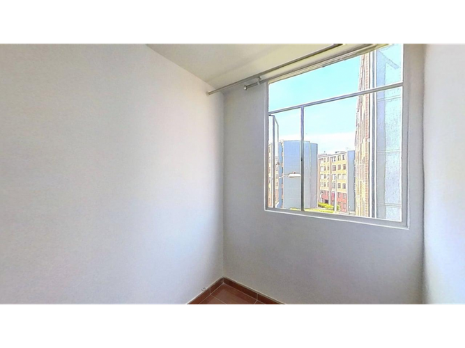 Apartamento de 3 alcobas en venta en Uaecd 007, Soacha, 43 m² · foto 7 de 17